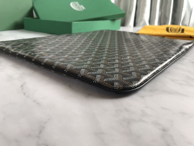 Goyard Clutch Bags